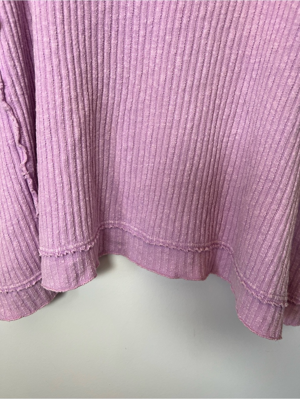 EASEL Ribbed V-Neck Oversized Short Sleeve Top Sunday Comfort Purple Pink - Picture 11 of 12